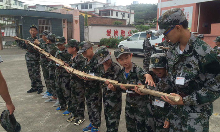 浙江軍事冬令營(yíng)