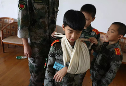 軍事訓(xùn)練冬令營充分肯定自我提升自信心