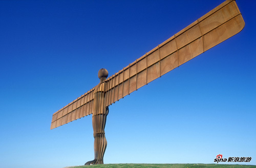 位于蓋特謝德的世界上最大的天使雕像angel of the north 位于蓋特謝德的世界上最大的天使雕像angel of the north